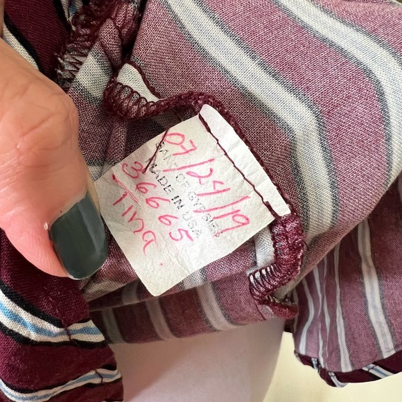 Band Of Gypsies Dress SM/MED Maroon Striped Mini Ruffle Flounce V-Neck Tie Front - Picture 4 of 7